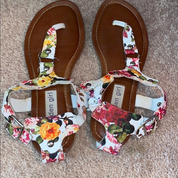Madden Girl Sandals (floral) - Picture 3 of 3